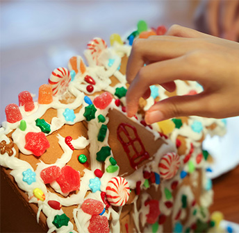 Decorate Your Own Gingerbread House